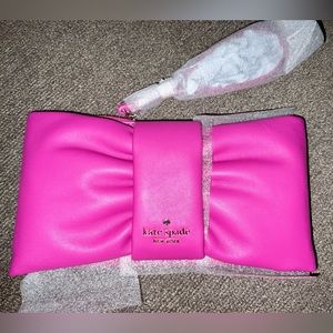 KATE SPADE MILLIE BOW MEDIUM WRISTLET